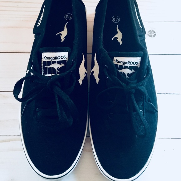 kangaroo Shoes - Kangaroo Sneakers 8.5. NWOT